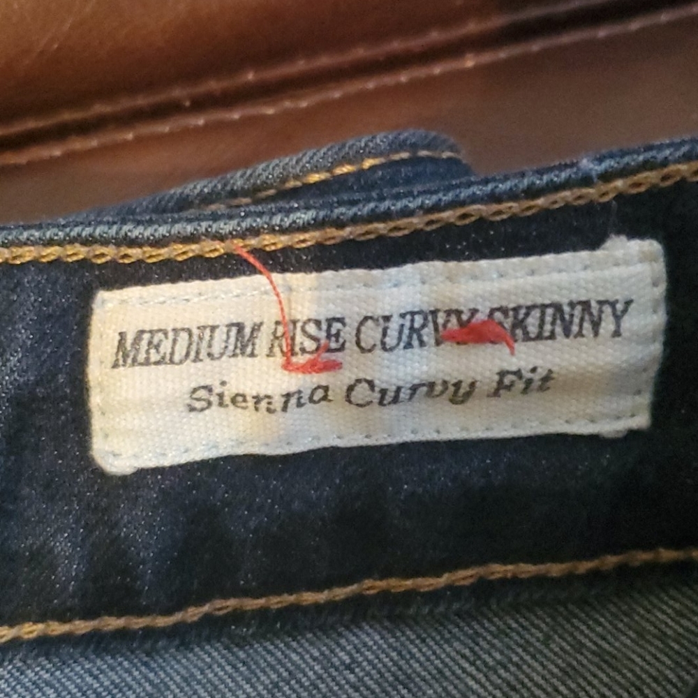 Guess jeans - Picture 7 of 12